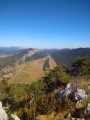 Au sommet, vue d'en bas d'en haut Au sommet, vue d'en bas d'en haut
