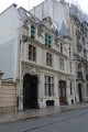 Au n°8 de la Rue Alfred de Vigny, un hôtel particulier Au n°8 de la Rue Alfred de Vigny, un hôtel particulier