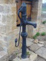 La pompe du lavoir. La pompe du lavoir.