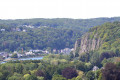 La vallée de la Meuse et les Rochers du Néviau La vallée de la Meuse et les Rochers du Néviau