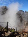 Le cratère de la soufrière Le cratère de la soufrière