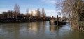 Péniche amarrée Péniche amarrée