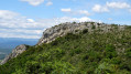 Les rochers et le site archéologique de Carabasse au départ de Bessas Les rochers et le site archéologique de Carabasse au départ de Bessas