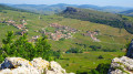 Randonnée familiale aux Roches de Solutré et Vergisson Randonnée familiale aux Roches de Solutré et Vergisson