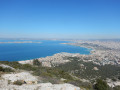 Pas de la Demi-Lune et trois grottes autour de Marseilleveyre Pas de la Demi-Lune et trois grottes autour de Marseilleveyre