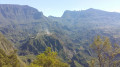 Vue du belvédère sur Cilaos et l'Îlet à cordes Vue du belvédère sur Cilaos et l'Îlet à cordes
