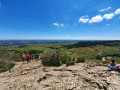 Ascension de la Roche de Solutré Ascension de la Roche de Solutré