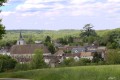 Vue sur l'église et le Cèdre centenaire Vue sur l'église et le Cèdre centenaire